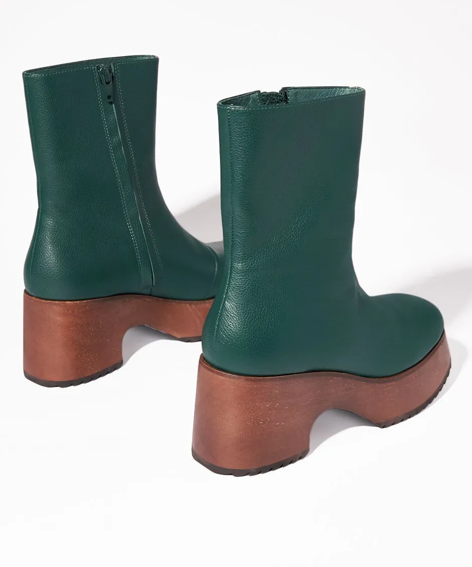 isla_in_emerald_4.webp Charlotte Stone Isla In Emerald*Women Clogs