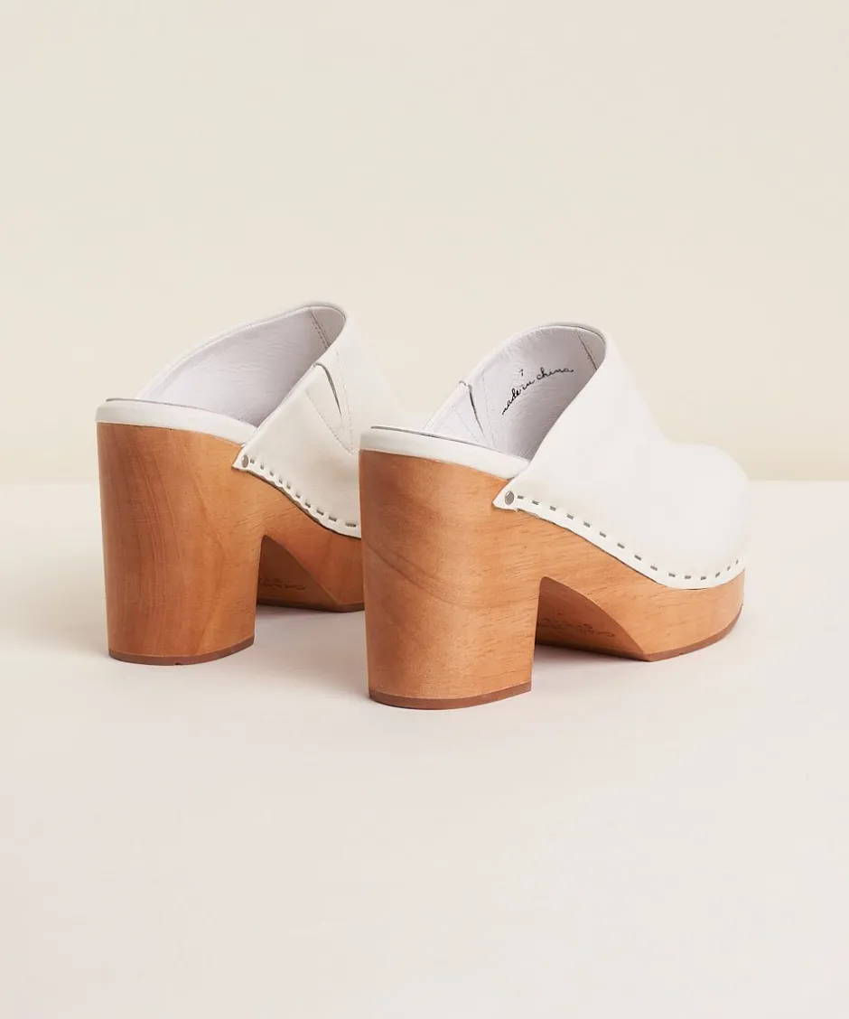 marlo_in_latte_3.webp Charlotte Stone Marlo In Latte*Women Clogs