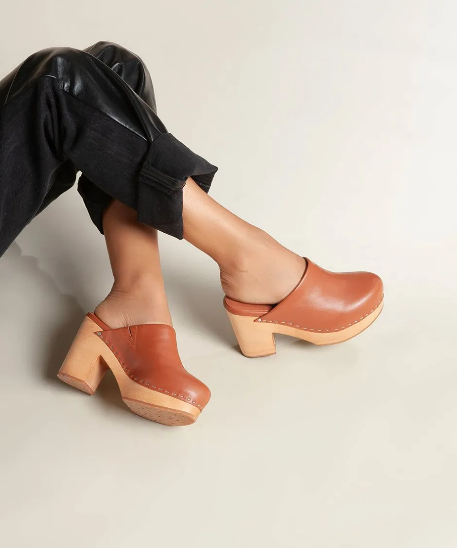 Charlotte Stone Marlo In Luggage*Women Clogs