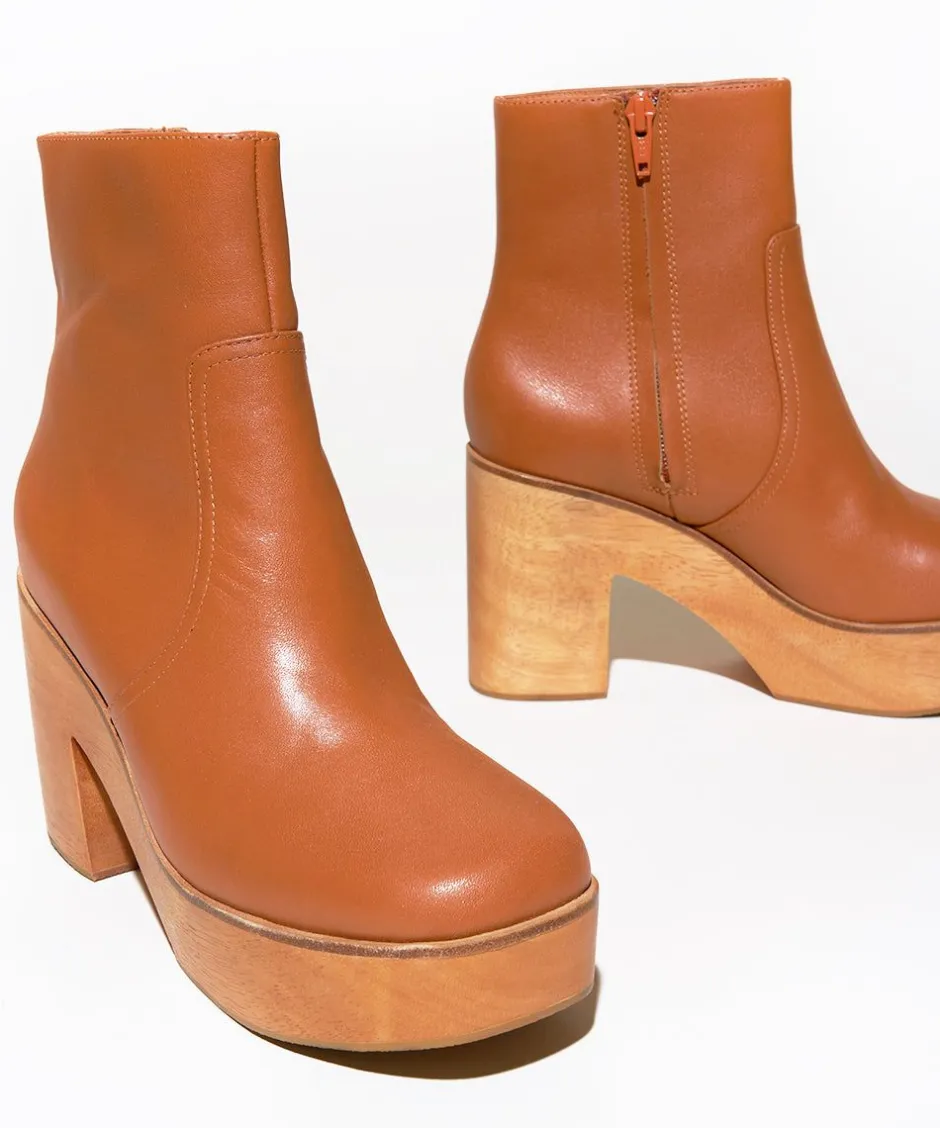 paz_in_luggage_2-2.webp Charlotte Stone Paz In Luggage*Women Boots